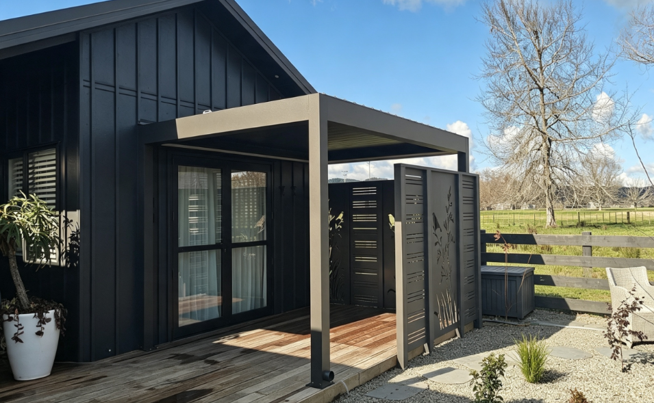 Tika Series freestanding louvre pergola