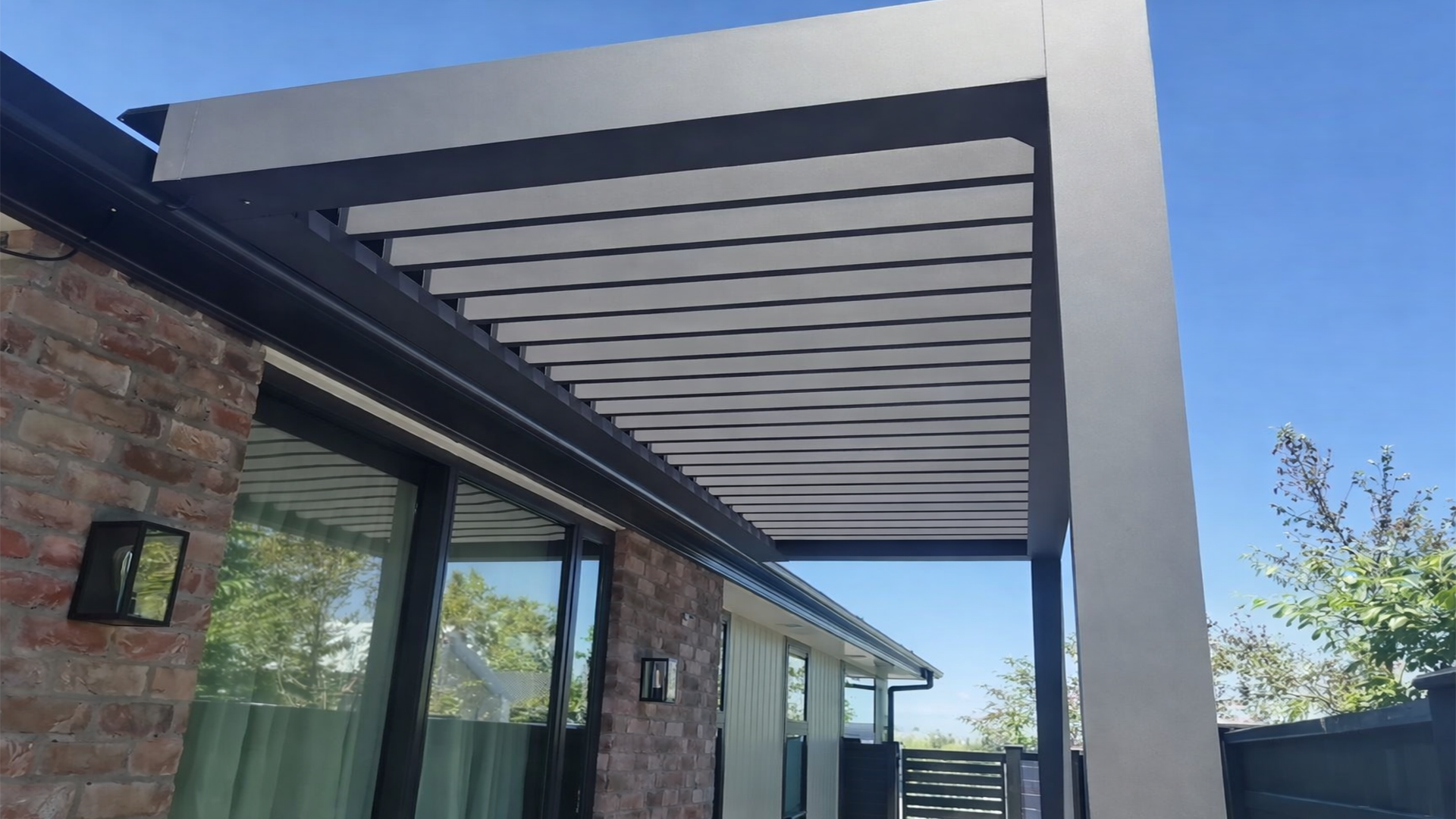 Residential Pergola Project with Builder Collaboration, Seamless Integration Through Early Planning