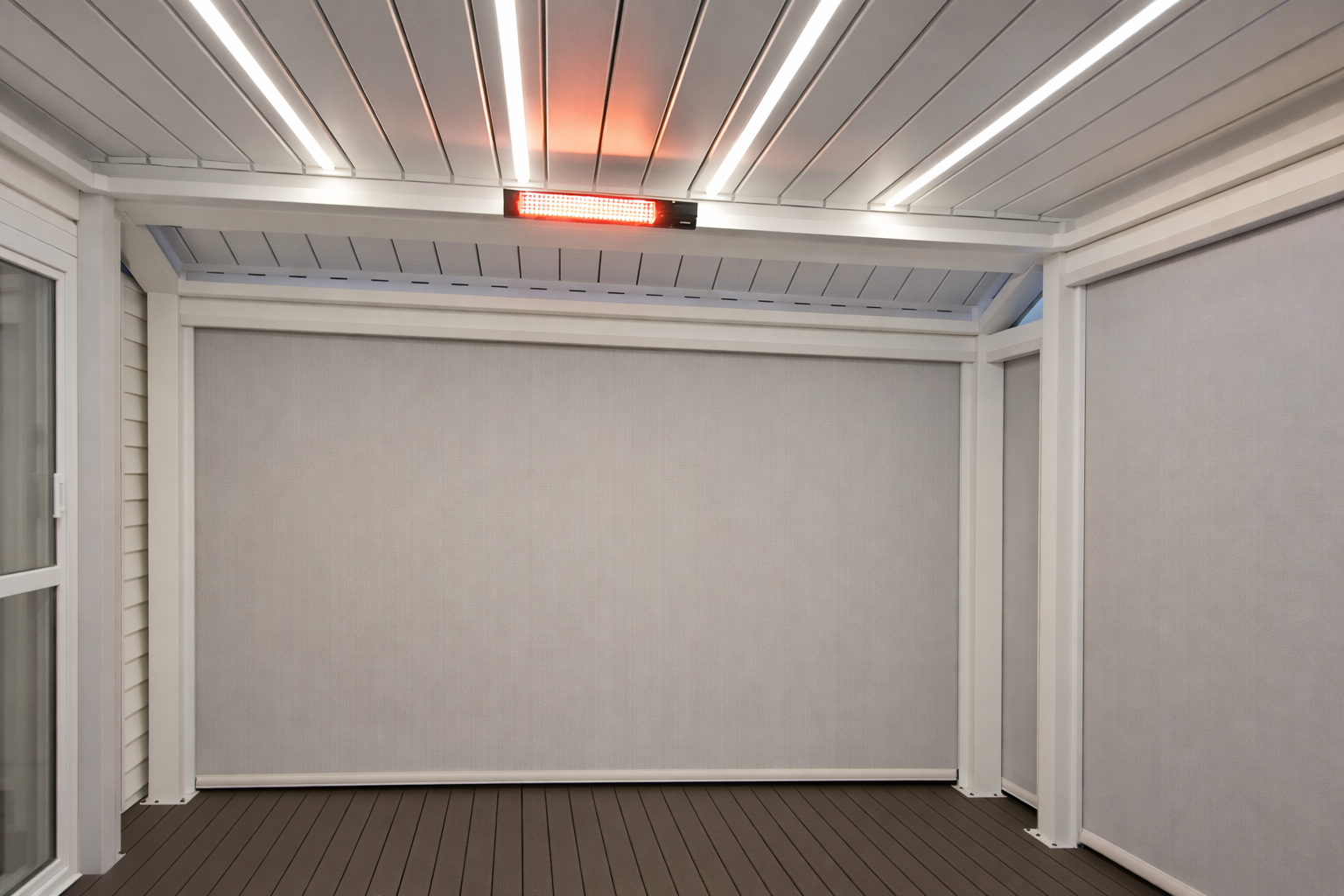 Double-Bay Attached Pergola for Full Deck Coverage with Hybrid Roof Integration