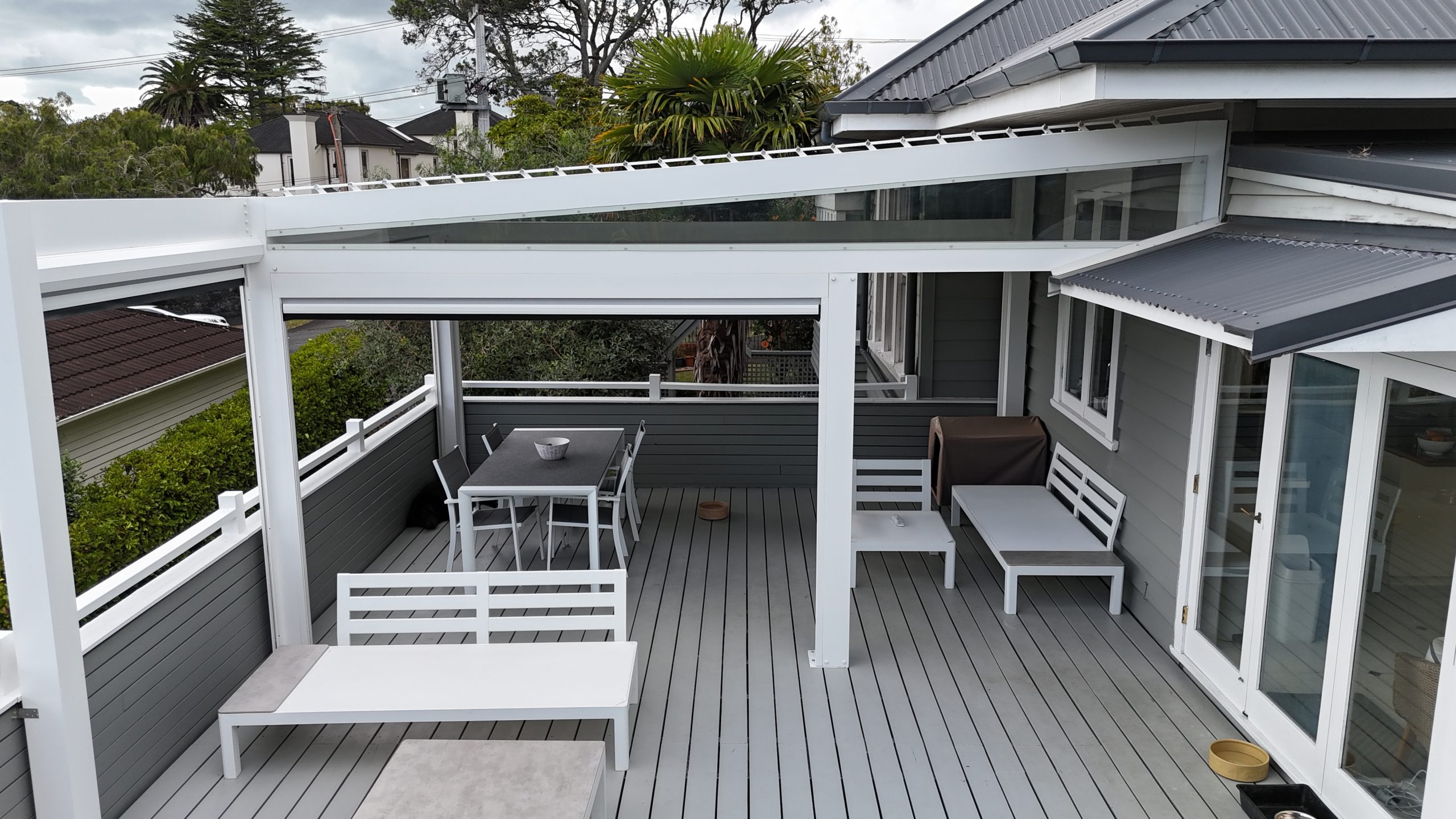 Free-Standing Louvre Roof Pergola with Custom Sloped Design